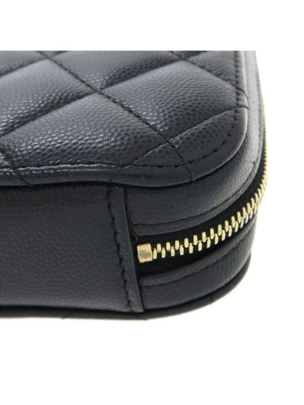 Chanel Quilted Caviar Chain Messenger Bag - Picture 4 of 9
